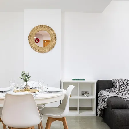 Apartament H2m Alta 20 Smart Tv Air Conditioning Malaga